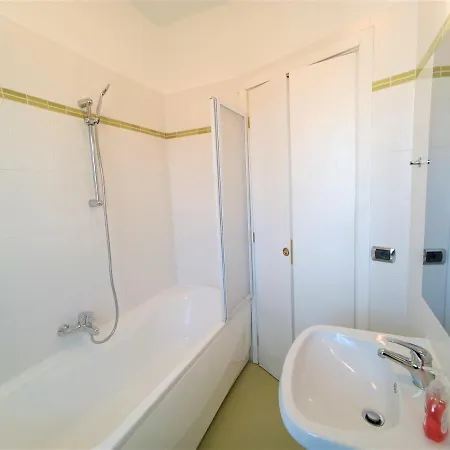 Camuzzi Apartman Baveno